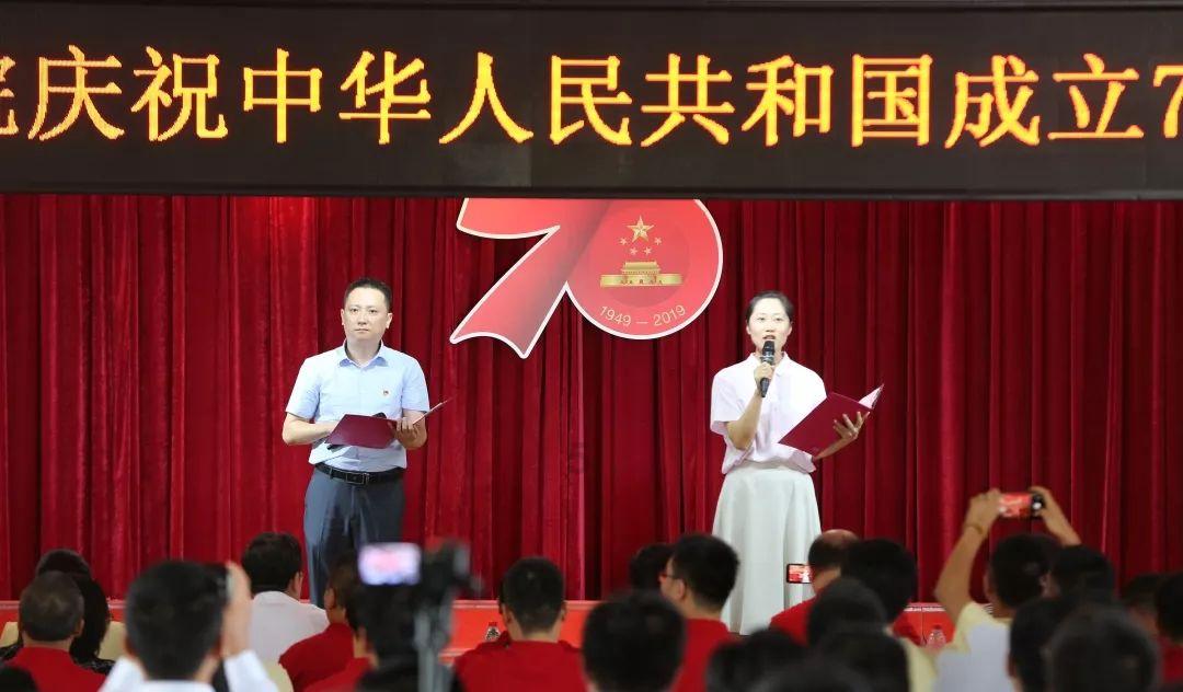 【美丽新兴,与爱同行】美化新兴“益”起来,环境保护我先行